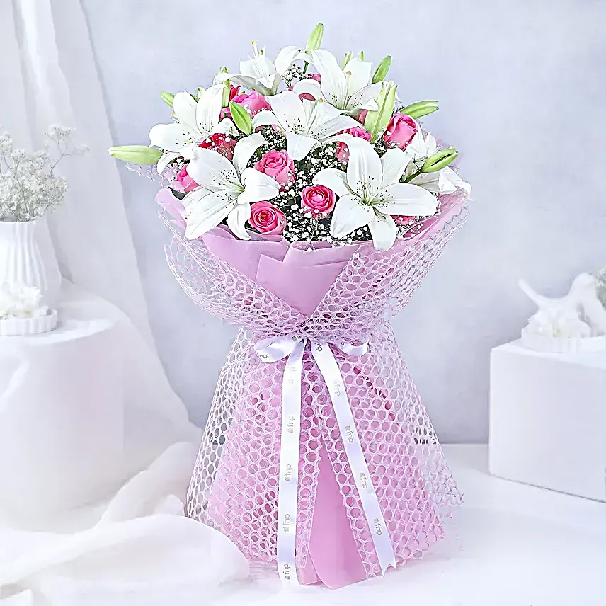 Meenakari Love Bond Rakhi N Good Wishes Rose Bouquet