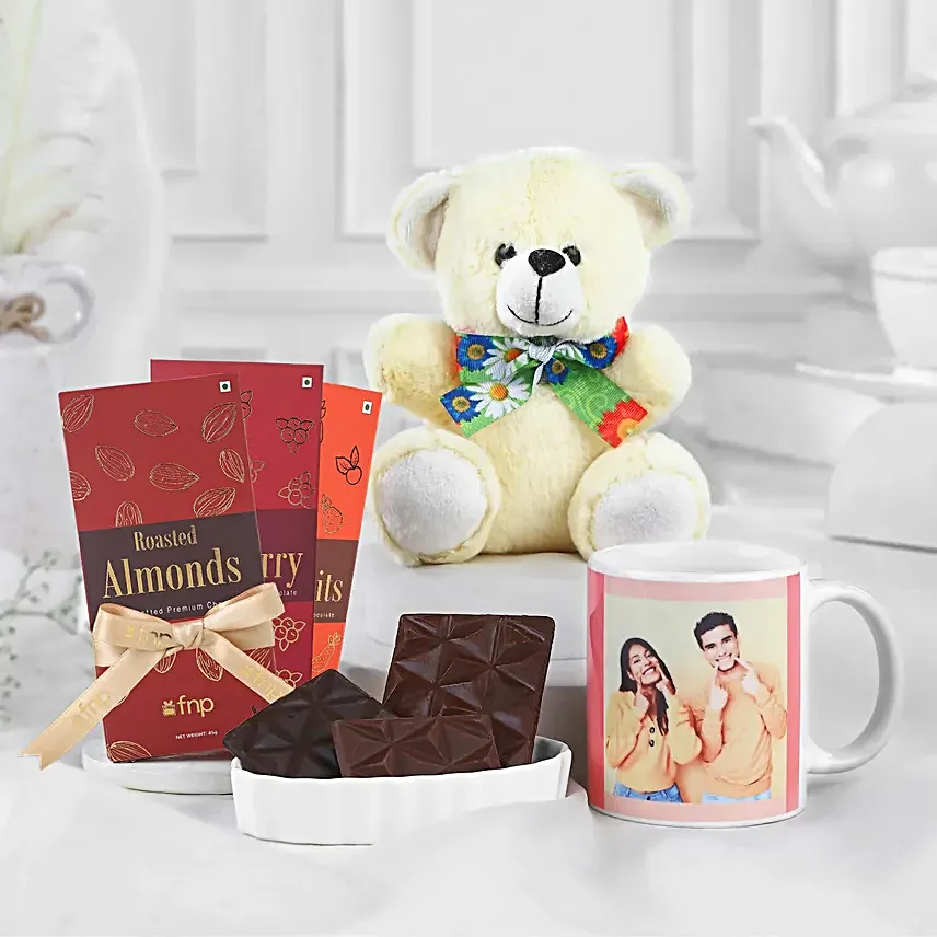 Heartfelt Snuggles N Choco Delights