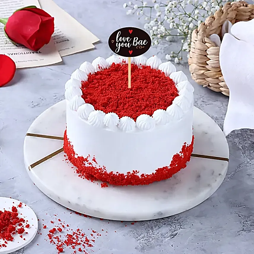 Red Velvet Romantic Girlfriend Day Cake