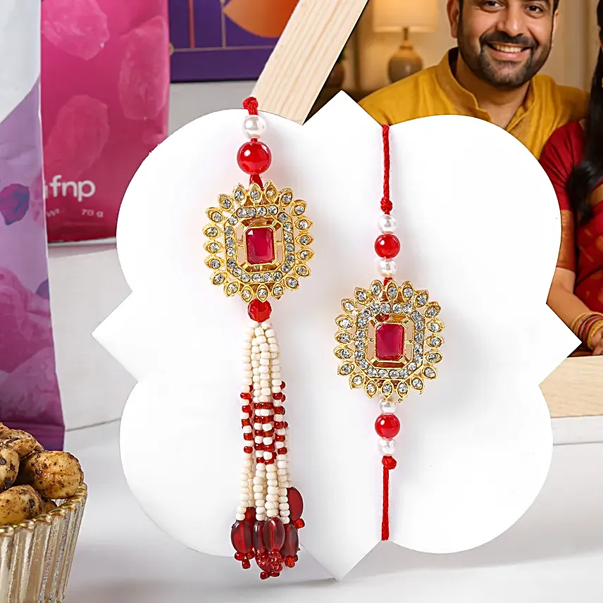 Moments & Munchies Rakhi Combo