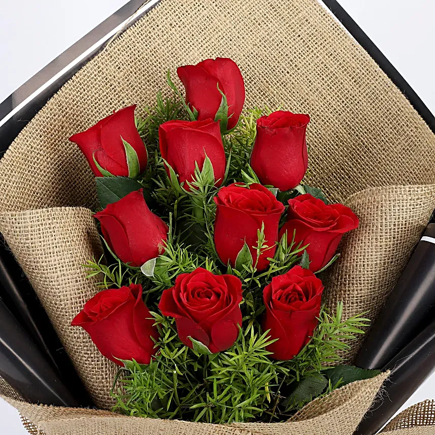 Red Roses Bouquet and Choco Cake Online