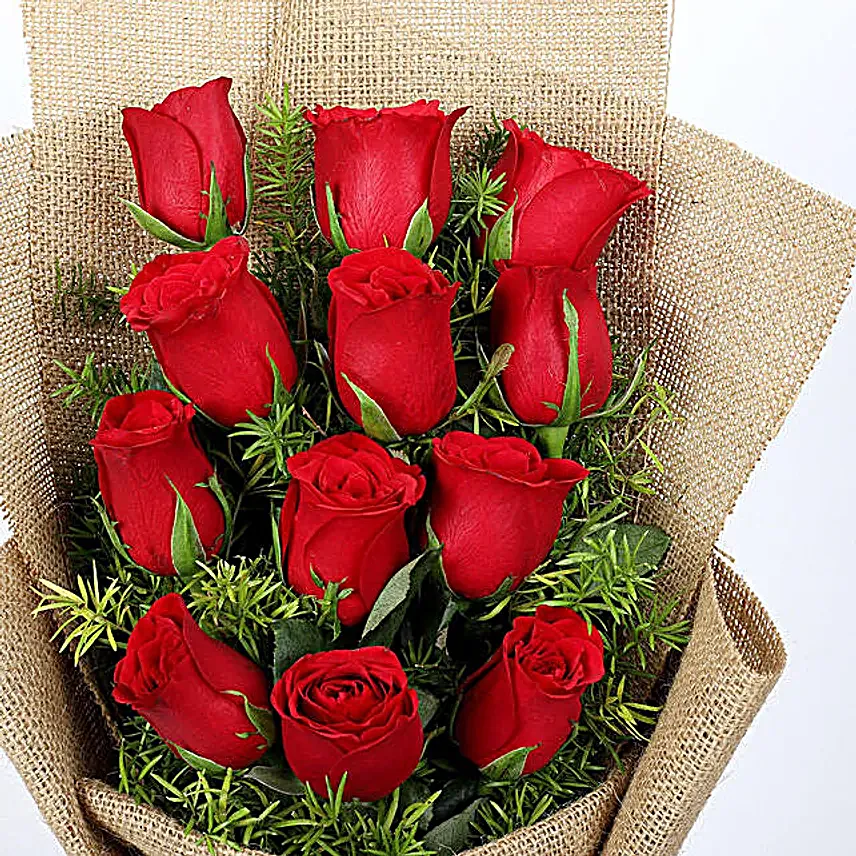 12 Layered Red Roses Bouquet N Truffle Cake