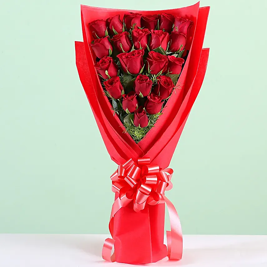 21 Red Roses Bouquet & Pineapple Cake Combo