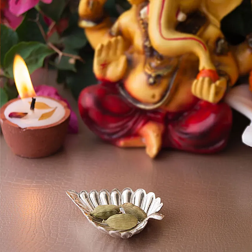 925 Sterling Silver Mini Leaf Prasad Plate