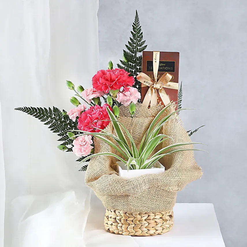 A Mothers Delight Gift Basket