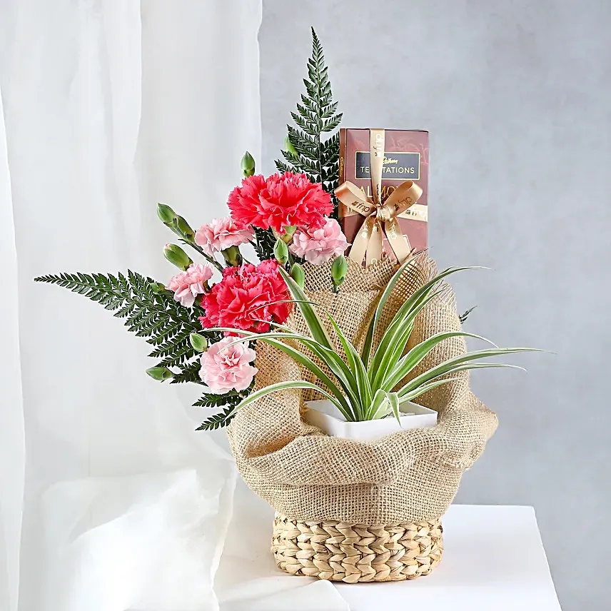 A Mothers Delight Gift Basket