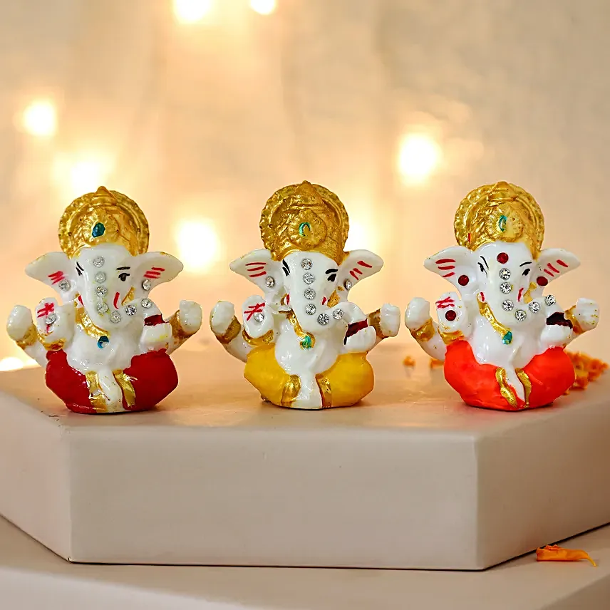 Almond Gift Potli & 6 Clay Diyas