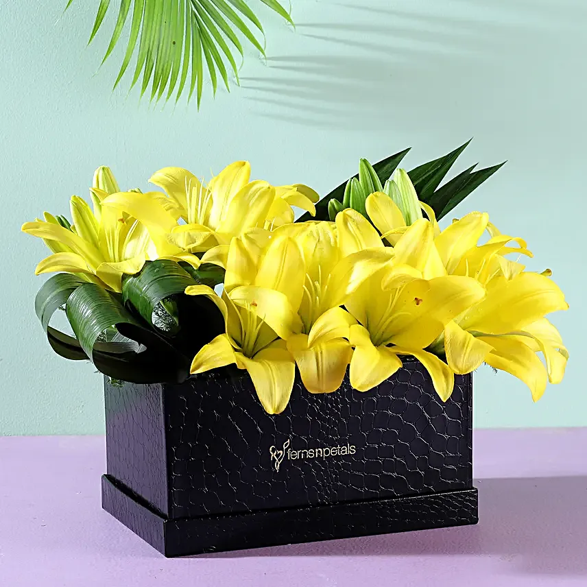 flower arrangement box for her