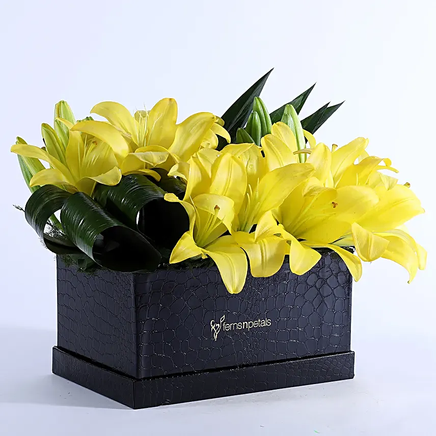 flower arrangement box for her