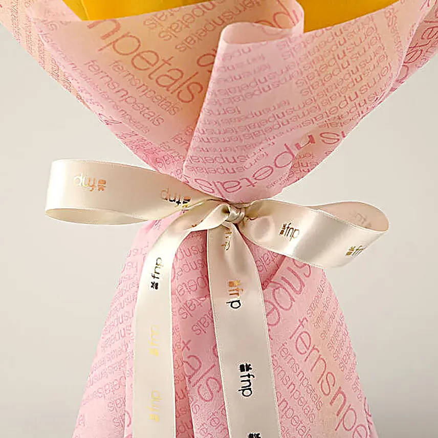Beautiful Carnations Bouquet for Love