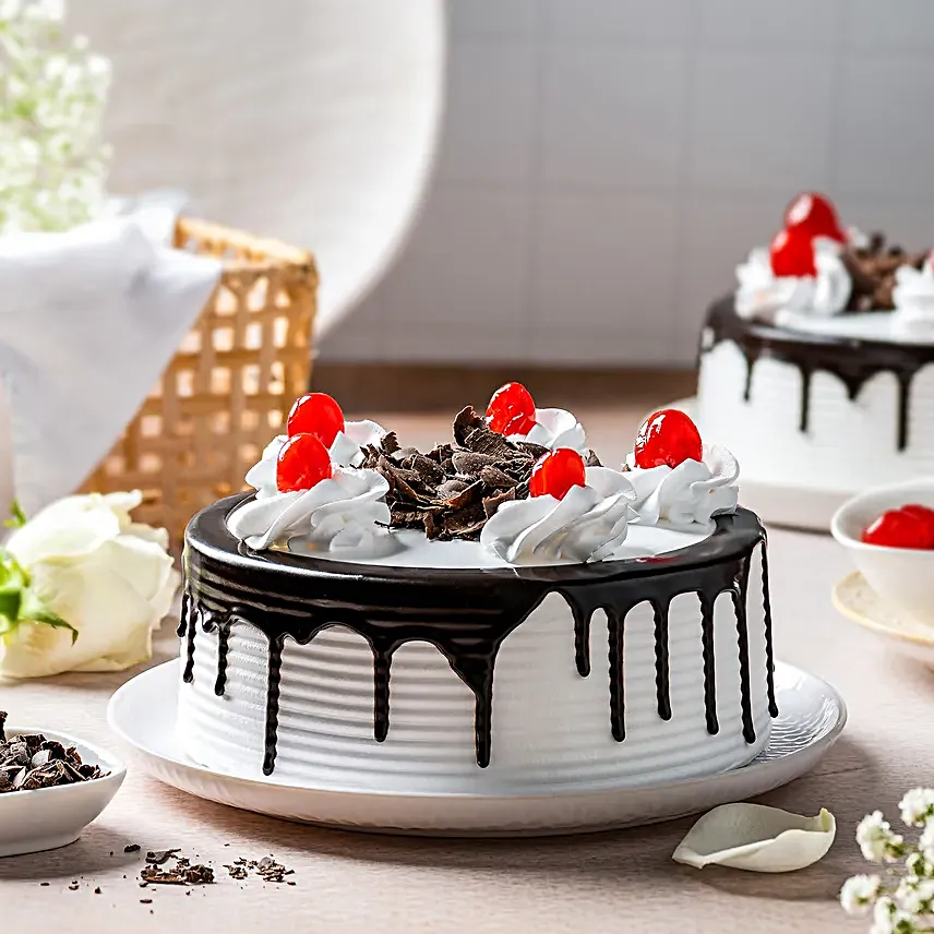 Black Forest Cakes Half kg