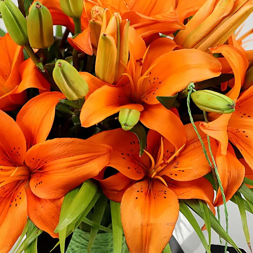 Online Orange Lilies In Fishbowl Vase