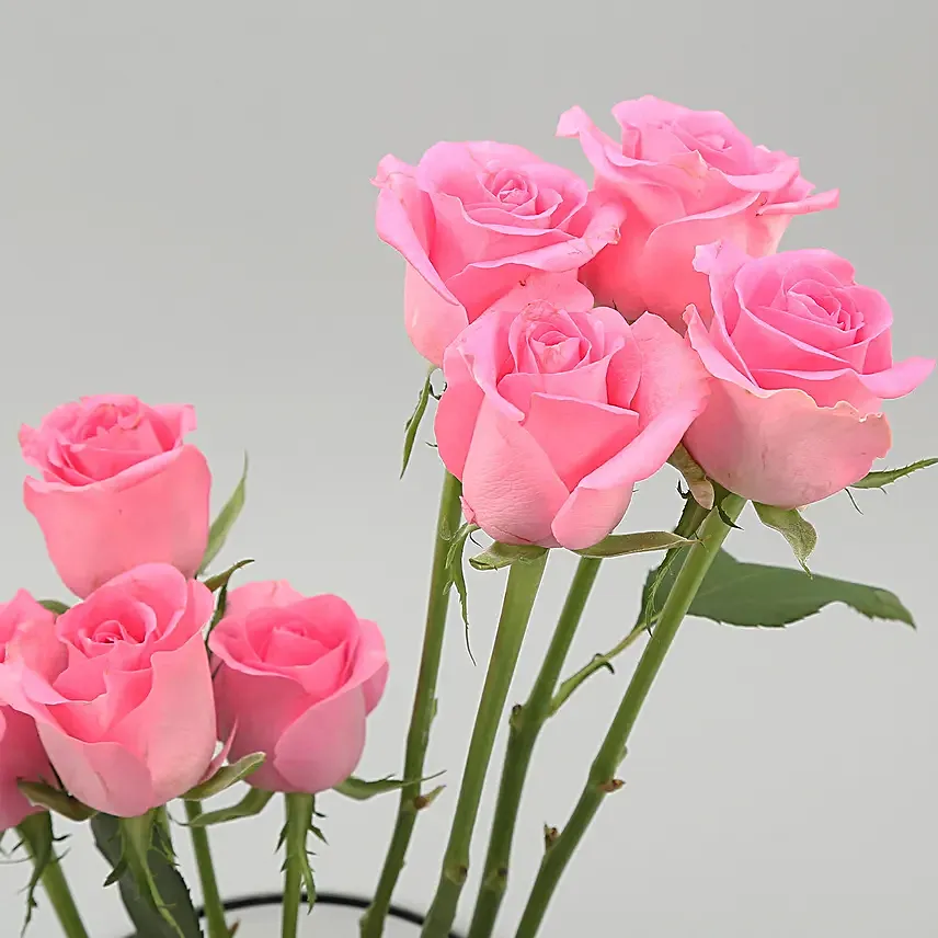 Blissful Roses and Lilies Vase Arrangement