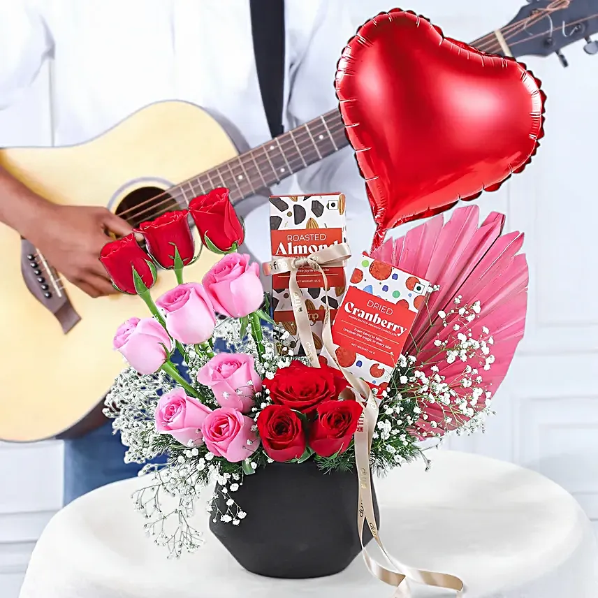 Blooming Romance N Guitarist Performance 10 15 Mins