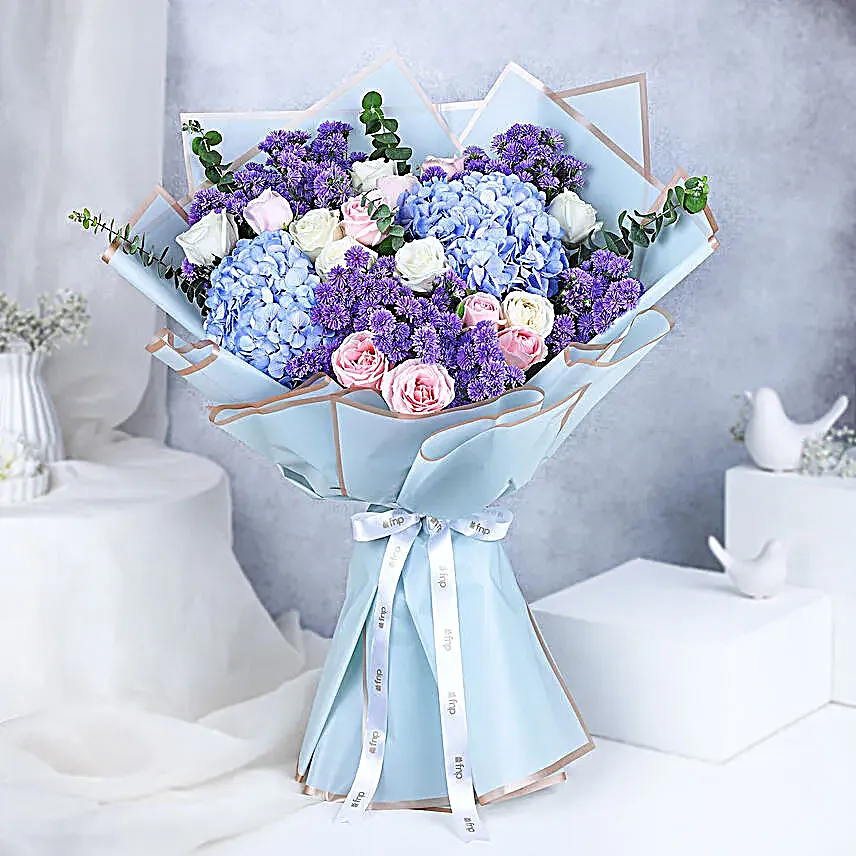 Blooms of Grandeur