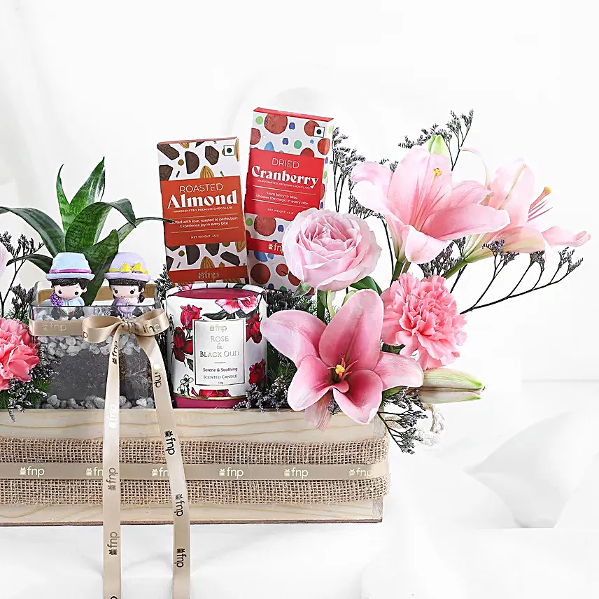 Blush & Bloom Valentines Crate