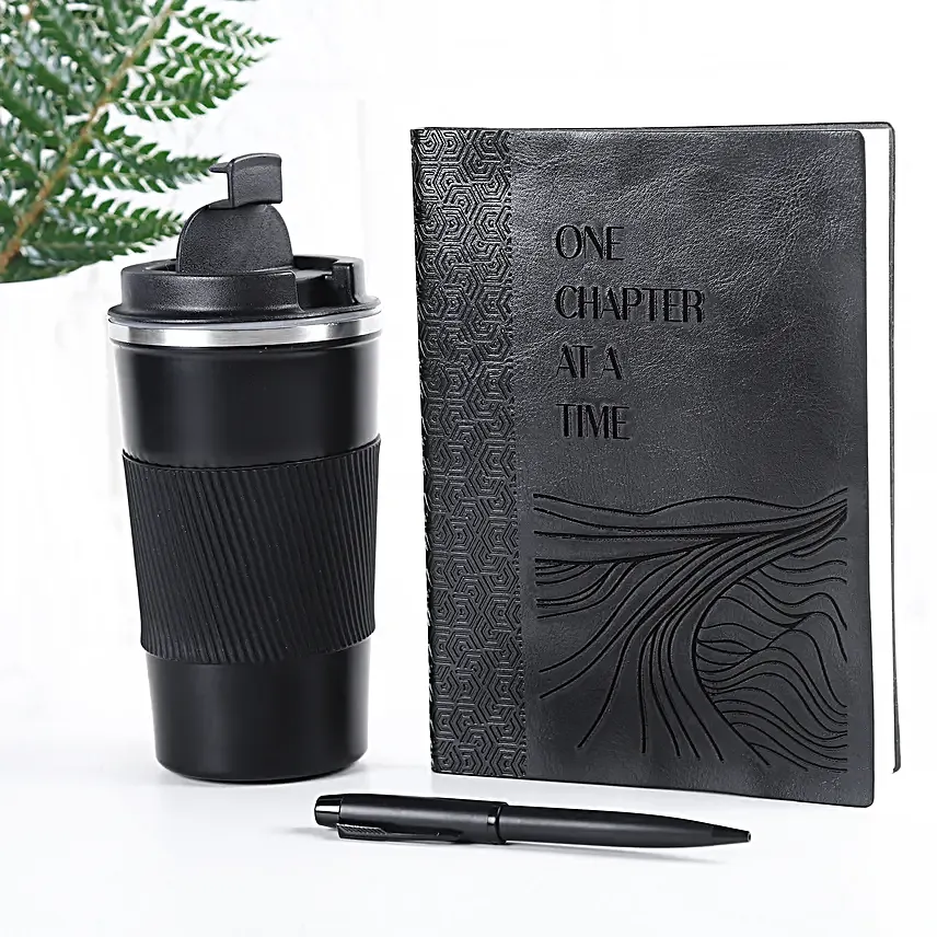 Bold Black Essentials Gift Set