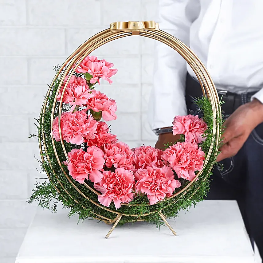 Carnation Cascade in Gold For Mom