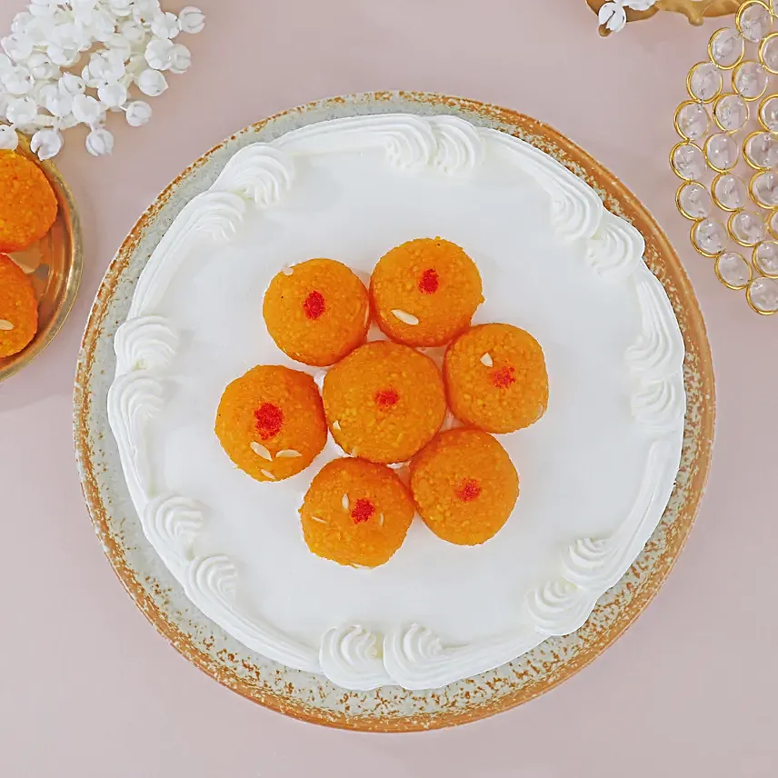 Celebratory Motichoor Laddoo Cake 1Kg