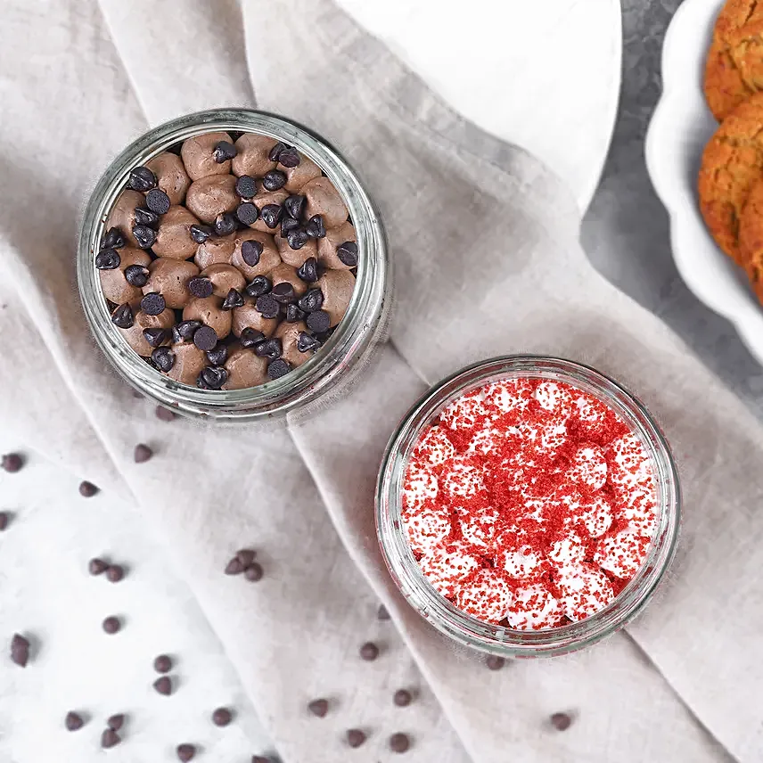 Choco Chip N Red Velvet Jar Cake Set