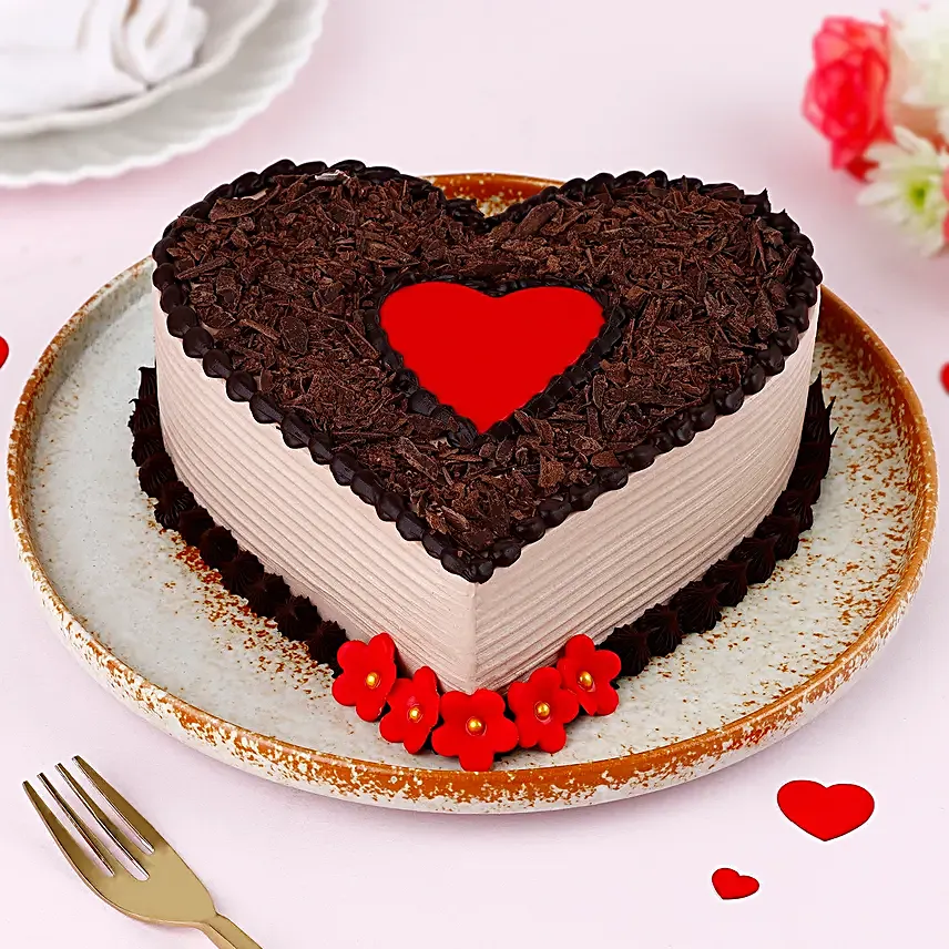 Choco Heart Valentine s Cake Half Kg