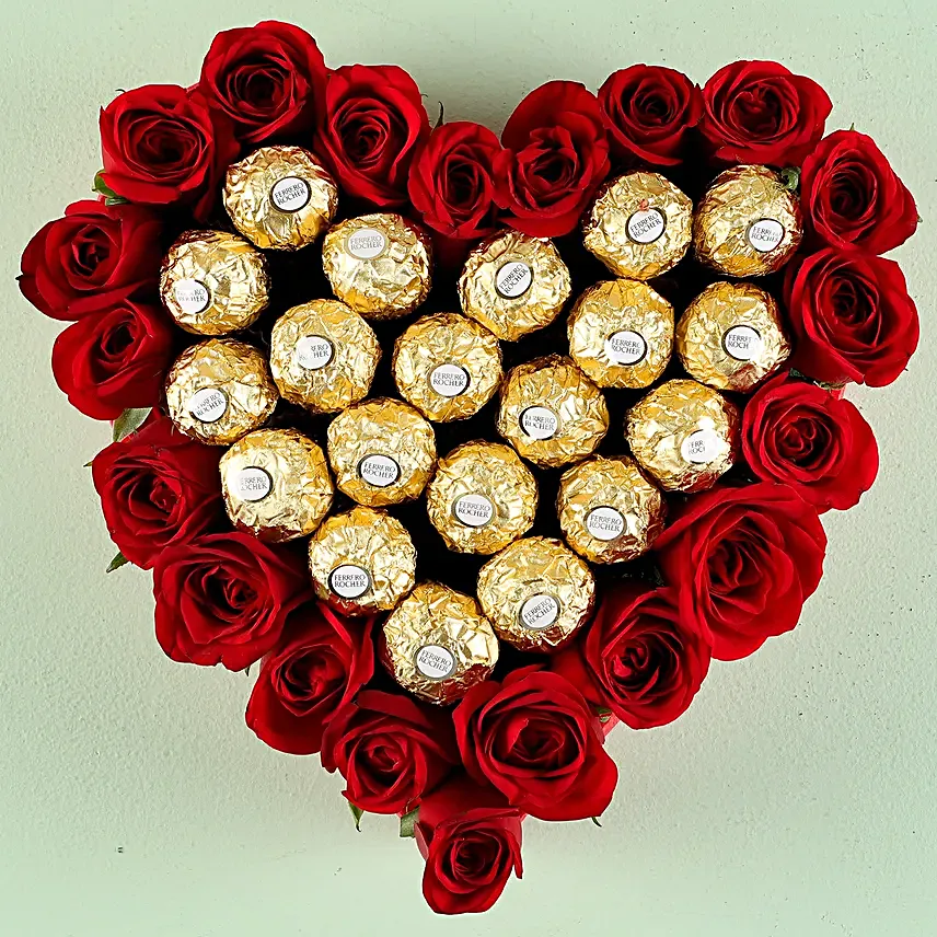 Chocolate and Rose Arrangement Online