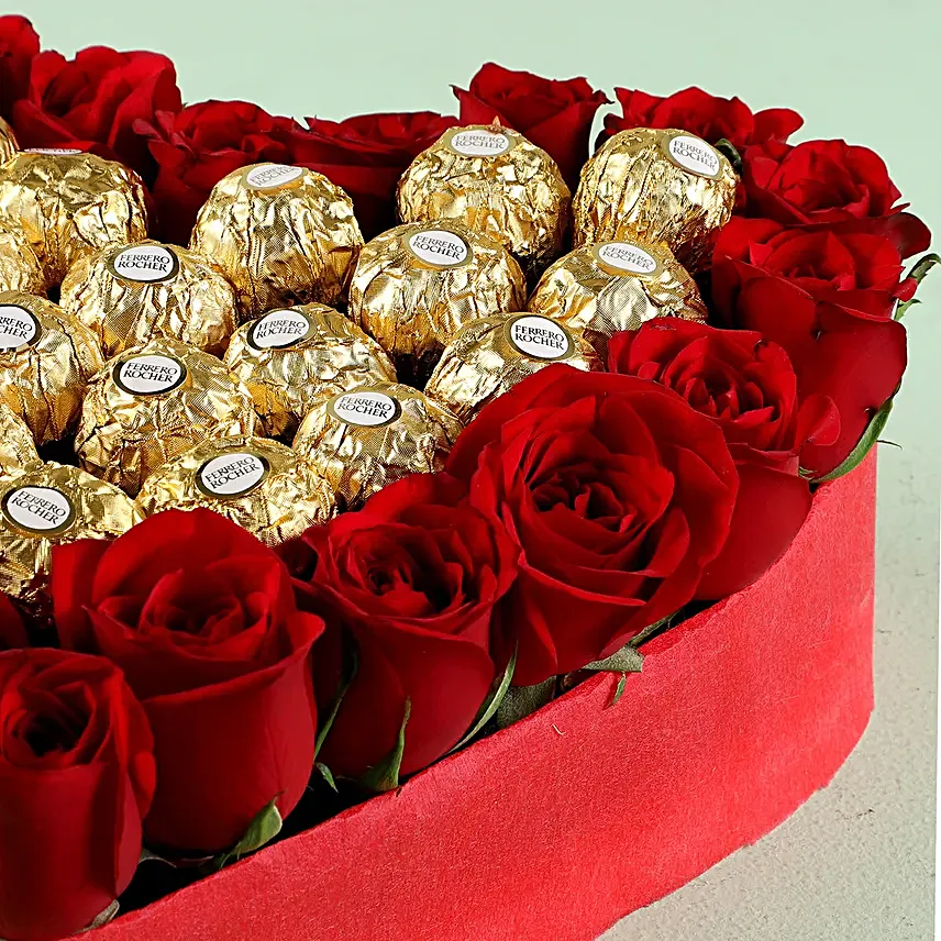 Chocolate and Rose Arrangement Online
