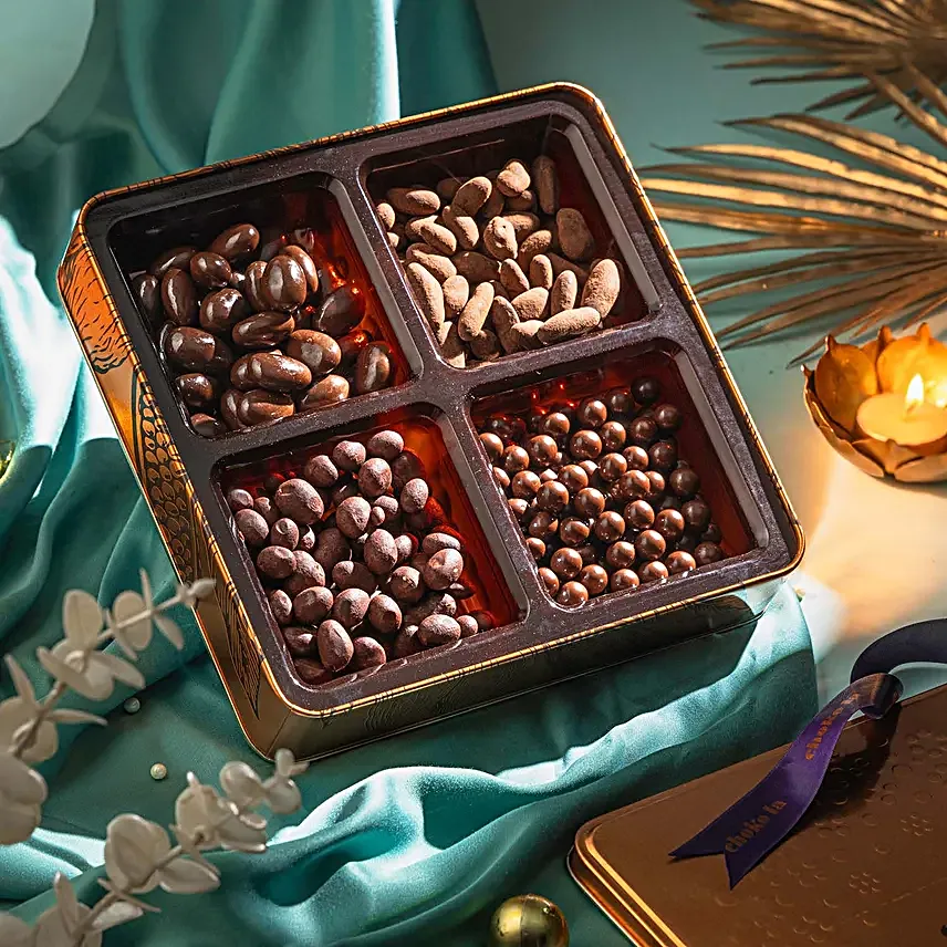 Chokola Cosmos Premium Chocolate Hamper