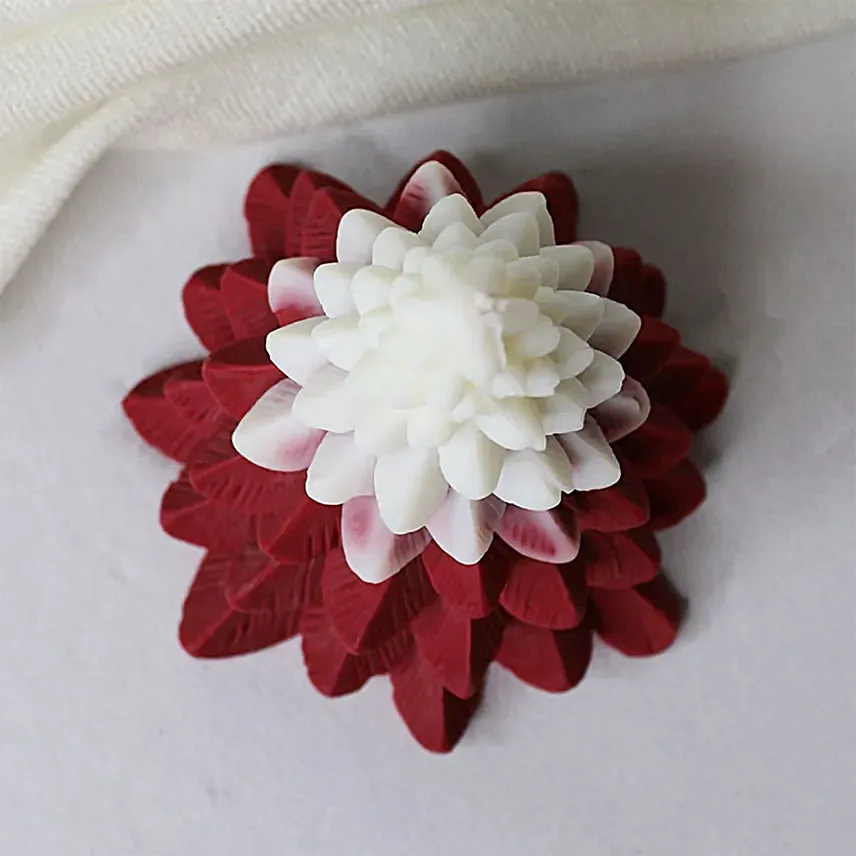 Christmas Glow Tree Scented Candle Red