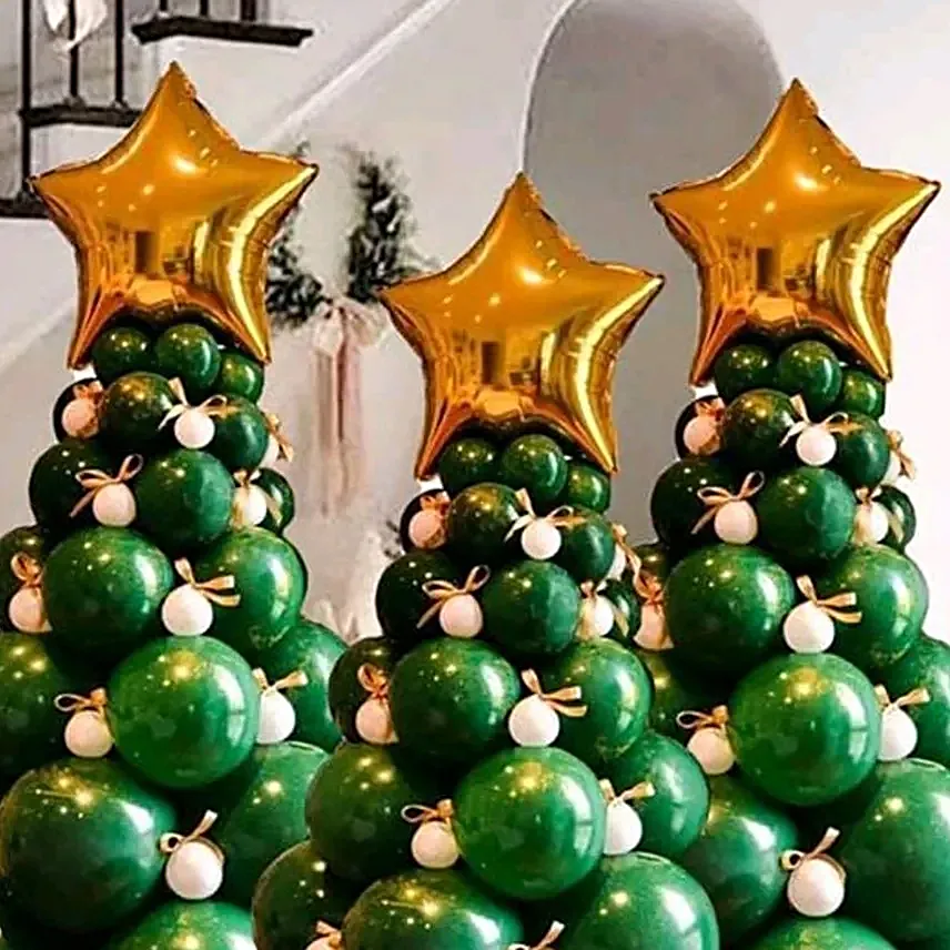 Christmas Tree Balloon Decor