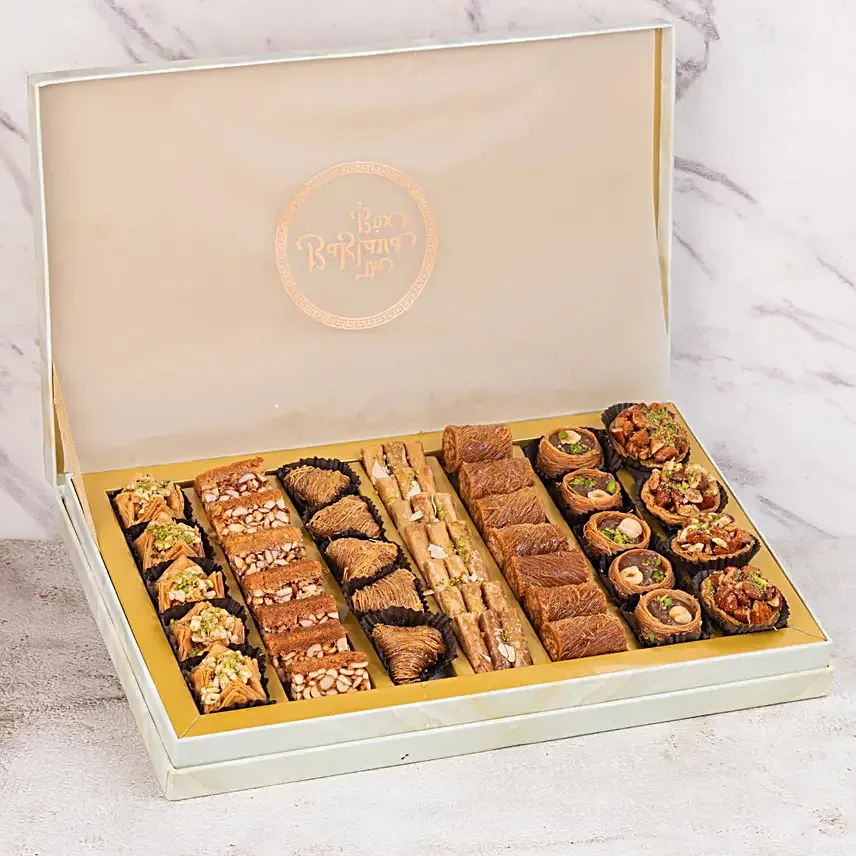 Classic Baklavas N Kunafas Gift Box