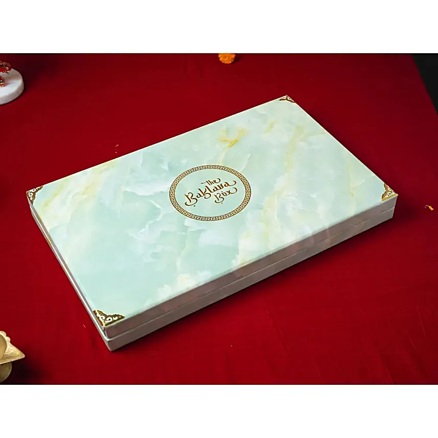 Classic Baklavas N Kunafas Gift Box