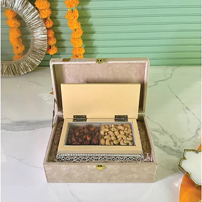 Classic Dry Fruit Haven