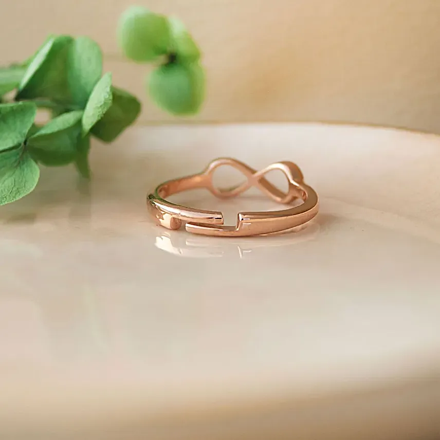 Classic Infinity Ring Gold