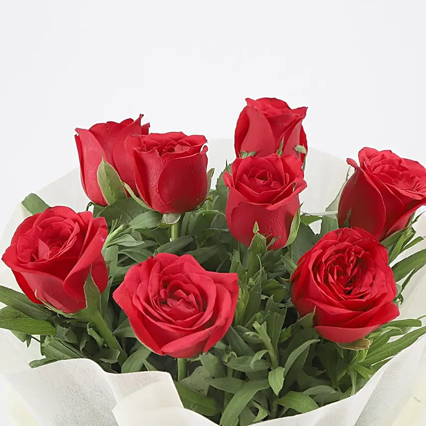 Online 8 Red Roses Bunch