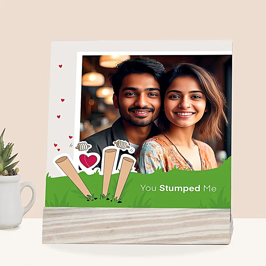 Cricket Love Frame