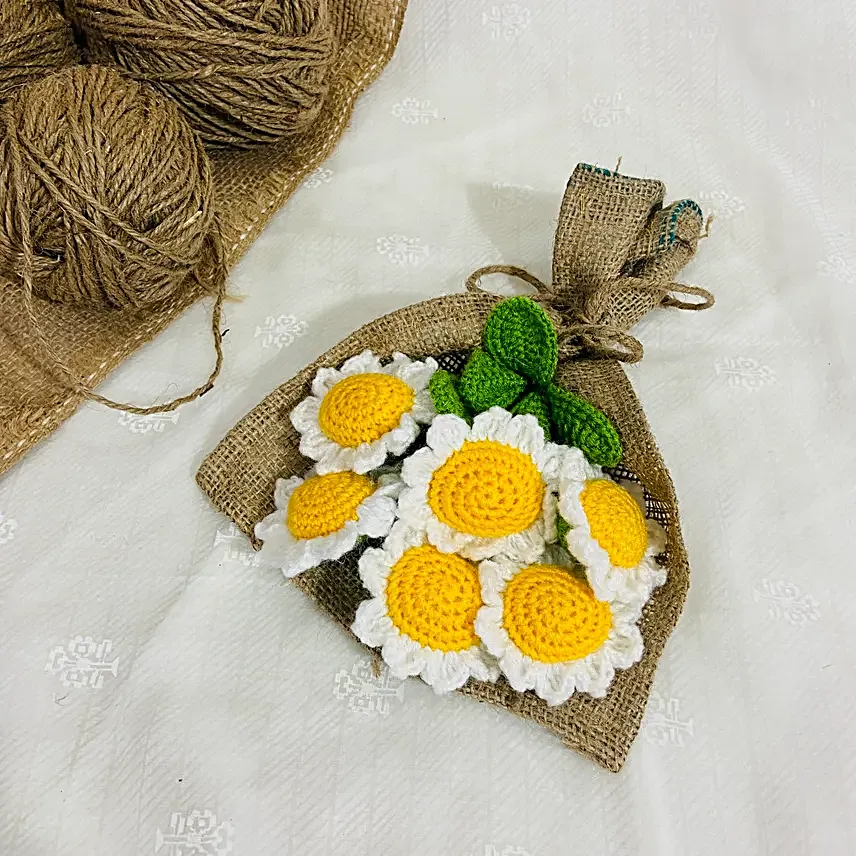 Daisy Crochet Bouquet