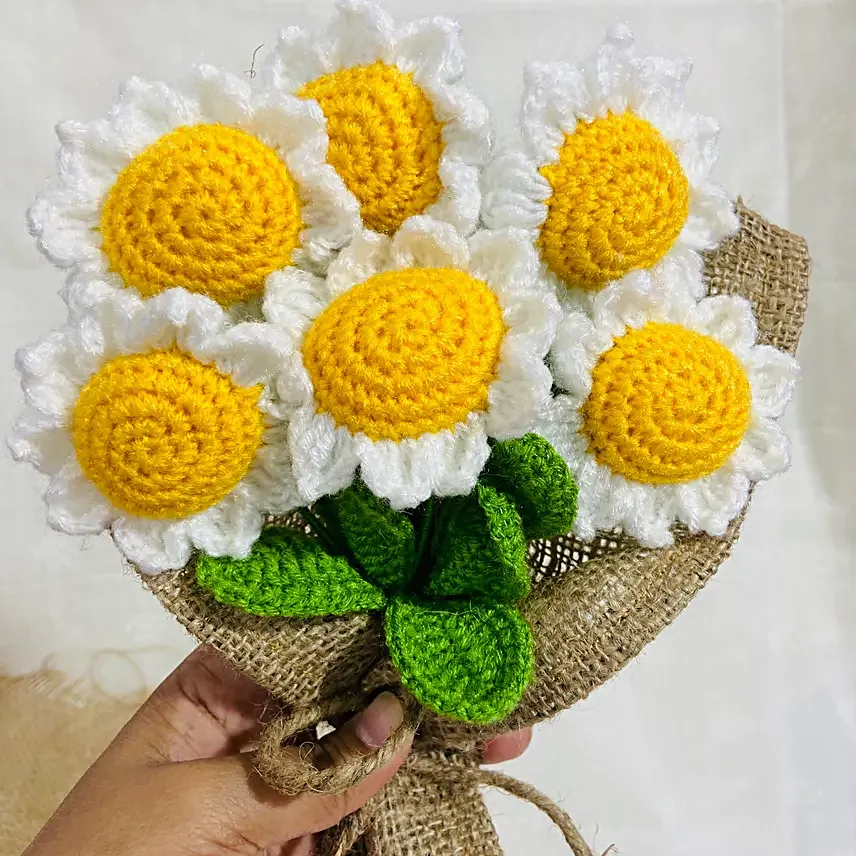 Daisy Crochet Bouquet