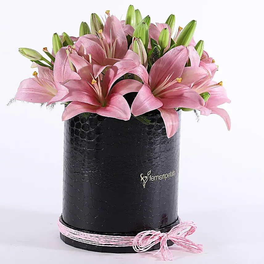 Online Romantic Flower Arrangement