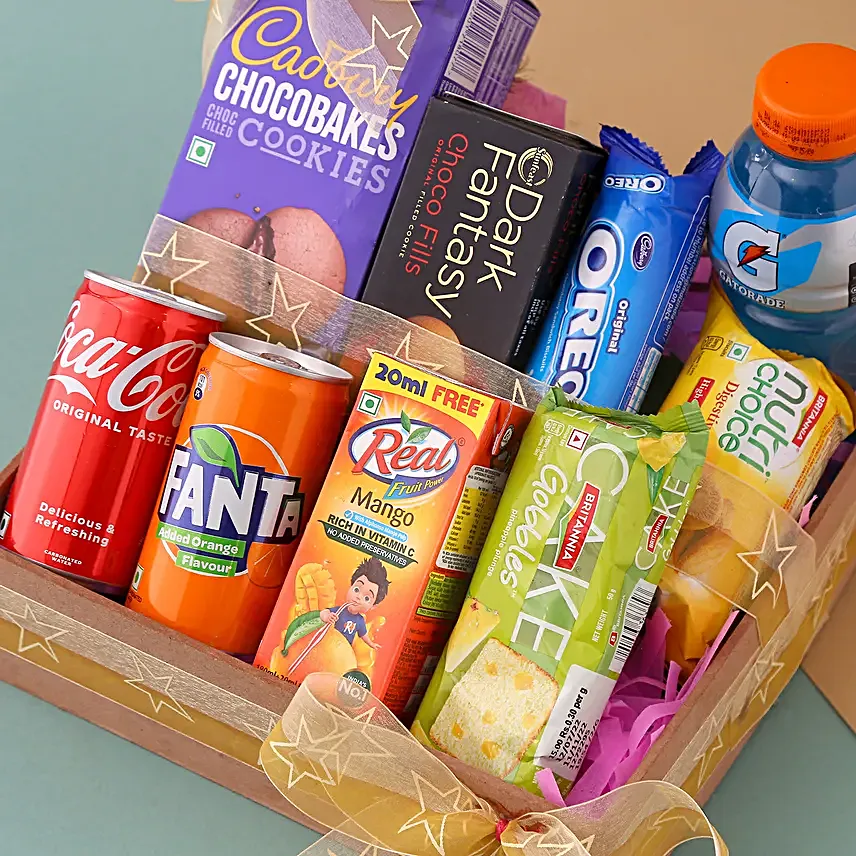 Delightful Treats Festive Tray Hamper