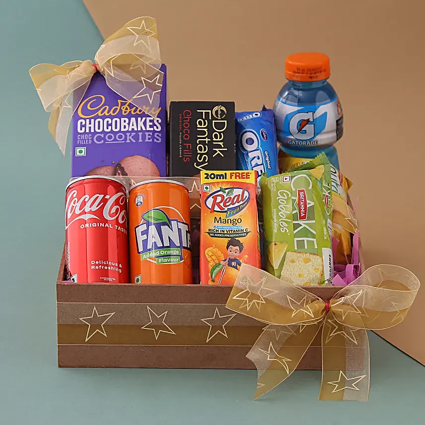 Delightful Treats Festive Tray Hamper