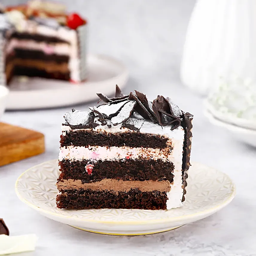 Divine Black Forest Eggless Cake Half Kg
