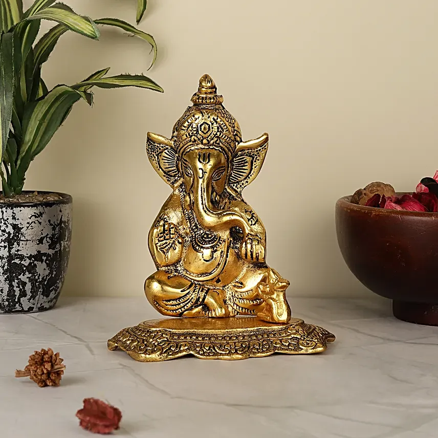 Divine Ganesha Showpiece