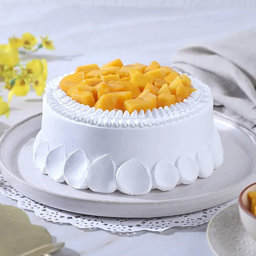 Divine Mango Cream Cake