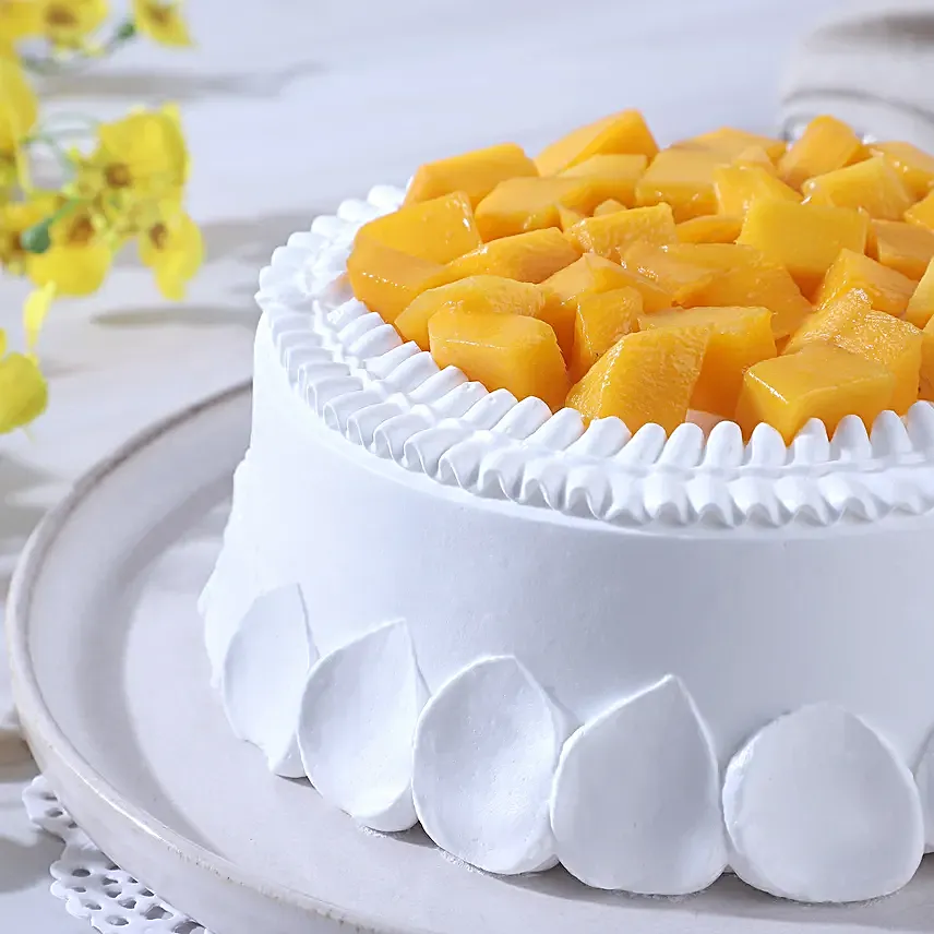 Divine Mango Cream Cake