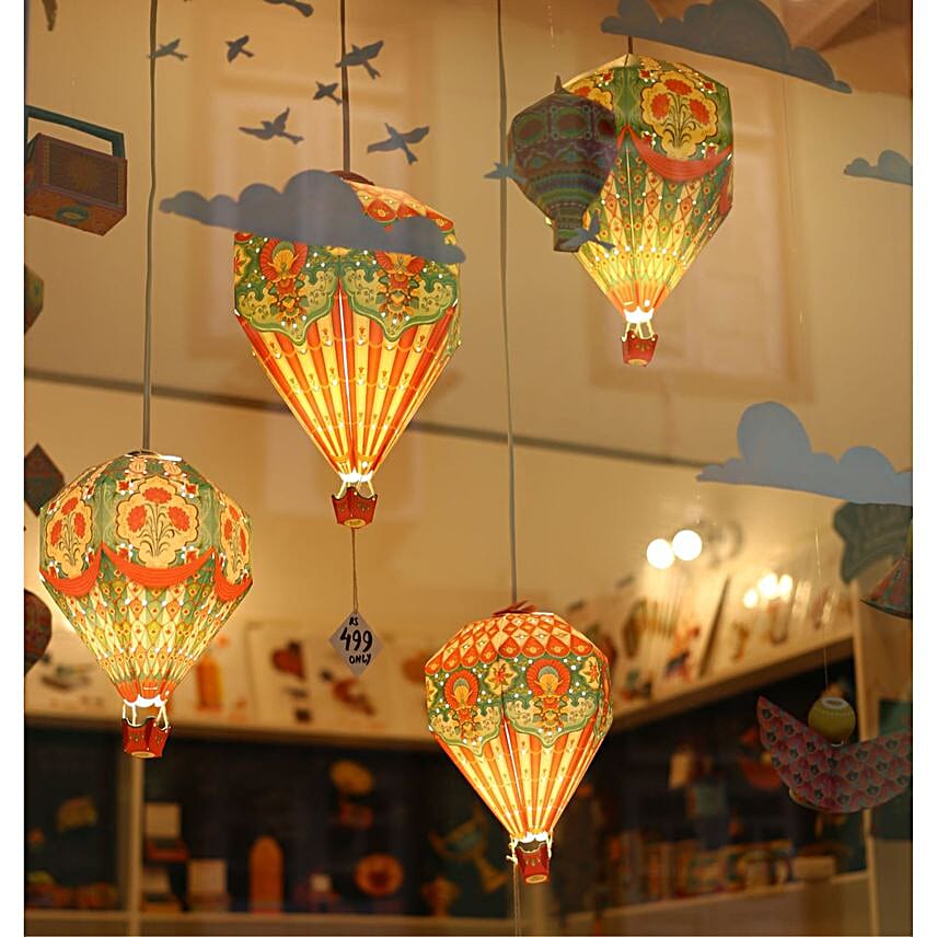 DIY Hot Air Balloon Red Lamp