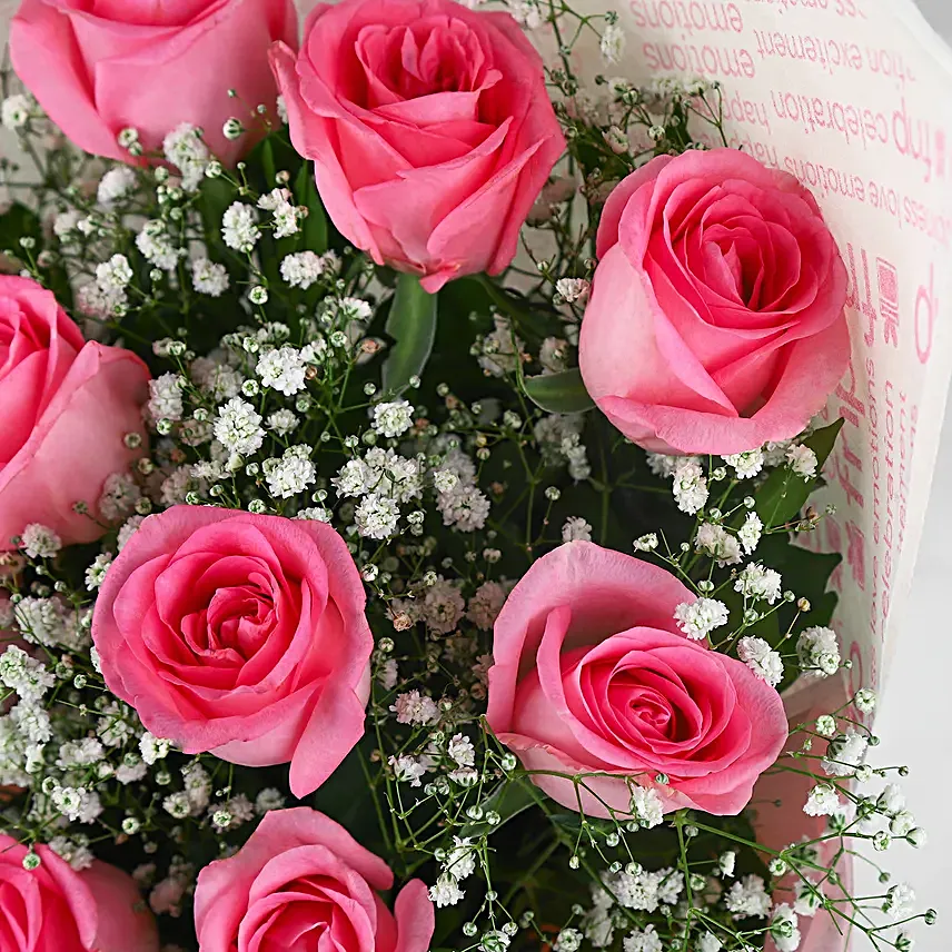 Dreamy Pink Roses Bouquet Black Forest Cake