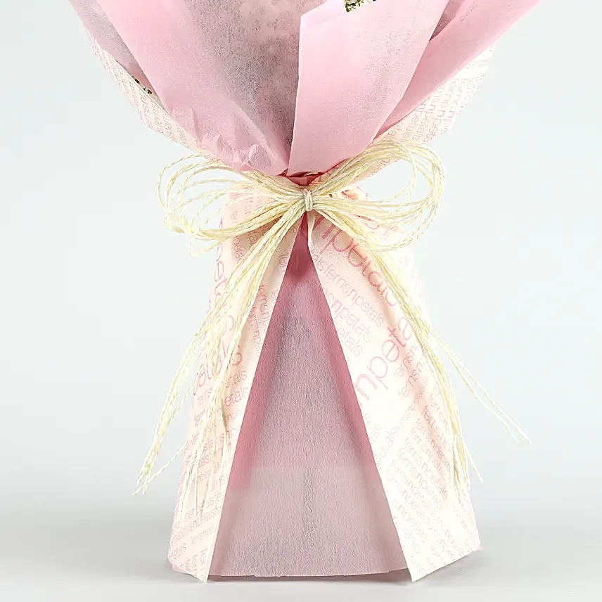 Dreamy Pink Roses Bouquet Truffle Cake