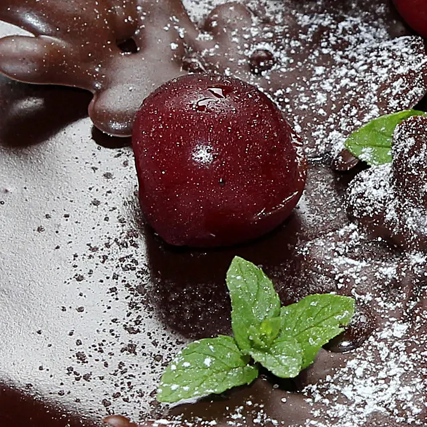 Melting Chocolate Cake for Her