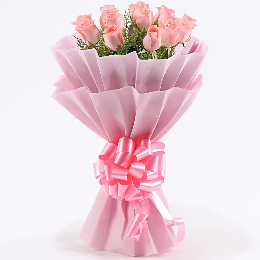 Bouquet of 12 pink roses